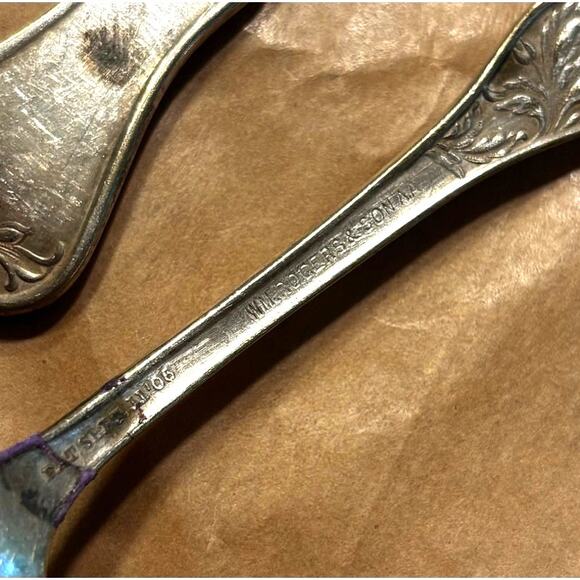 Antique silverplated teaspoons (4) Flower pattern 1906 International Silver - Picture 6 of 7